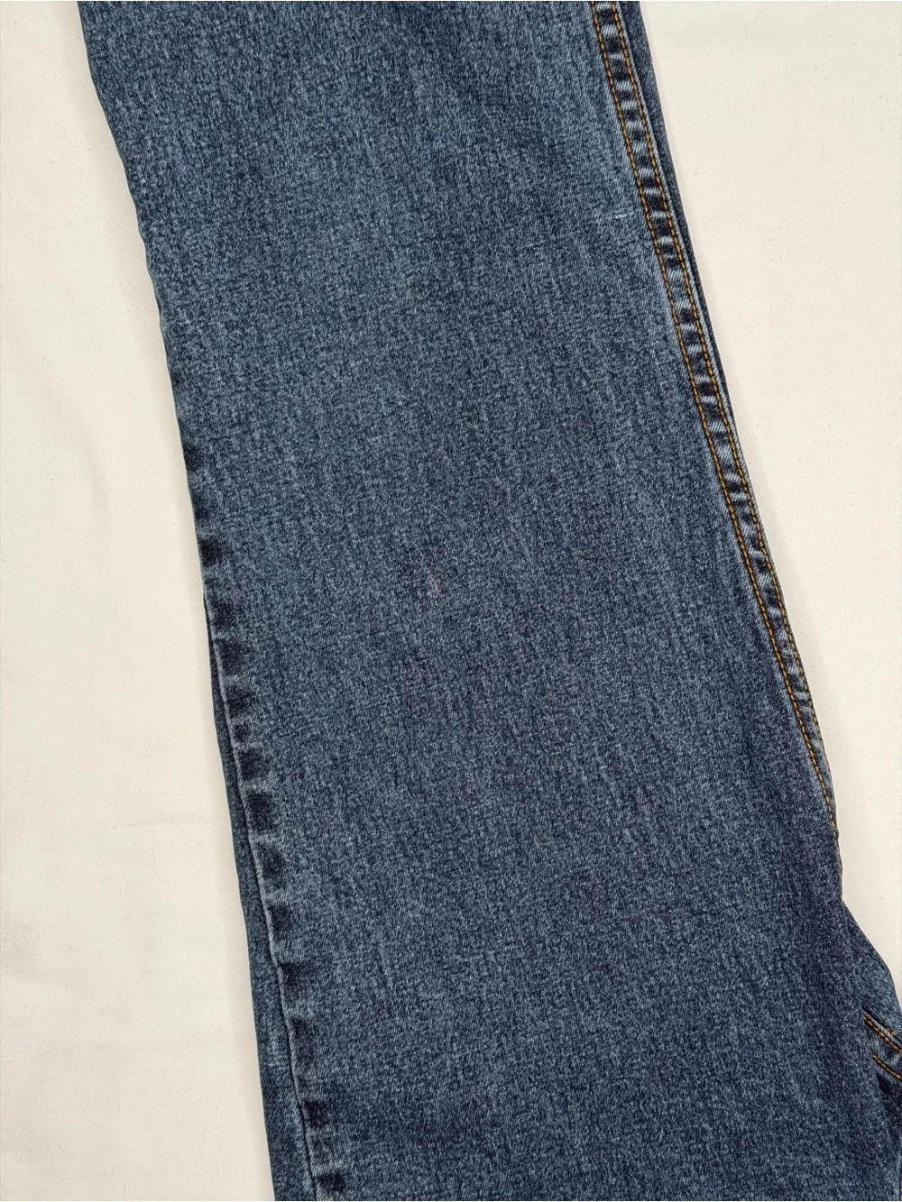 Vintage mid-wash blue denim l.e.i. bootcut jeans for girls.